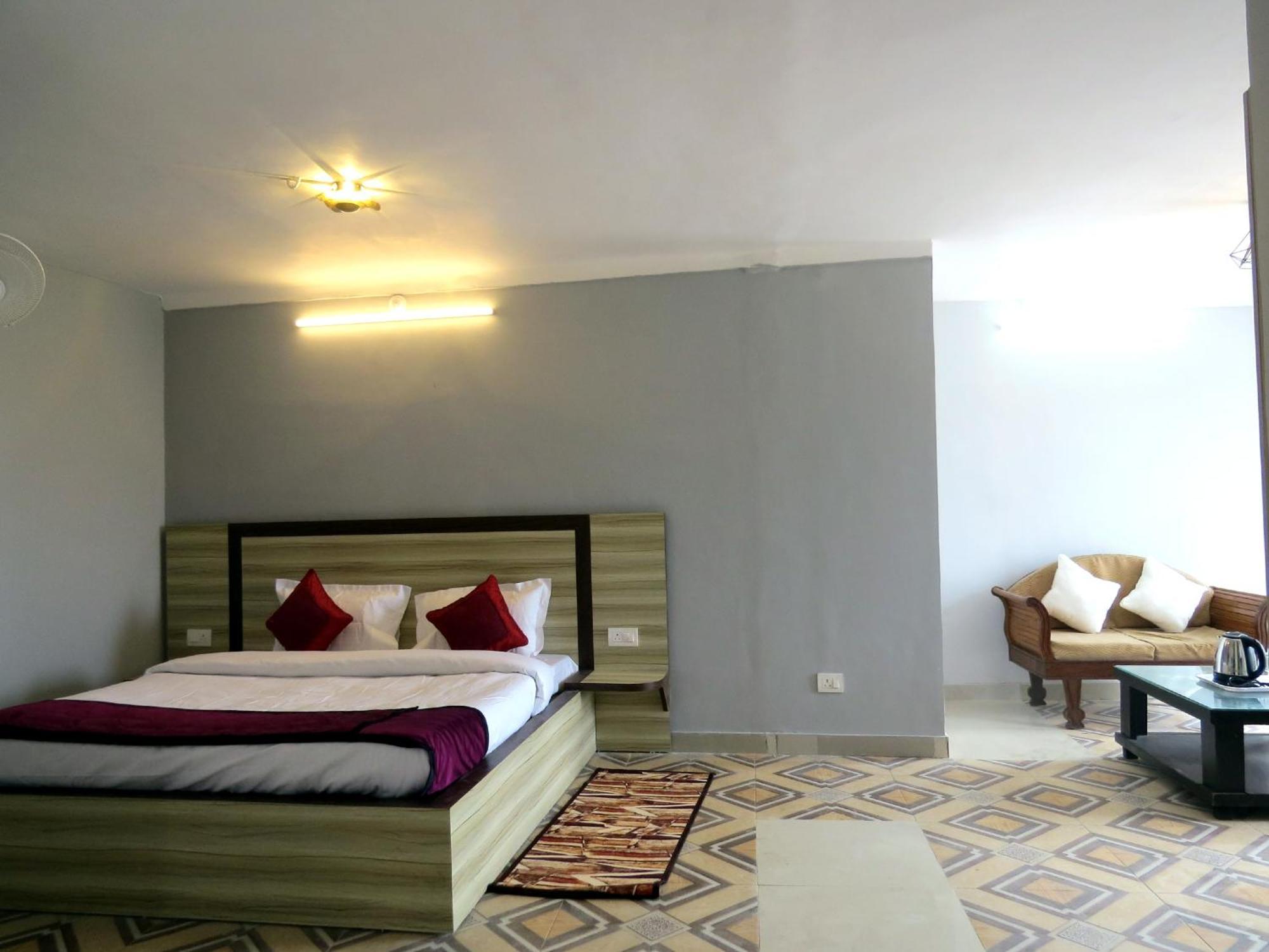 Hotel Haya Palace Nainital Extérieur photo
