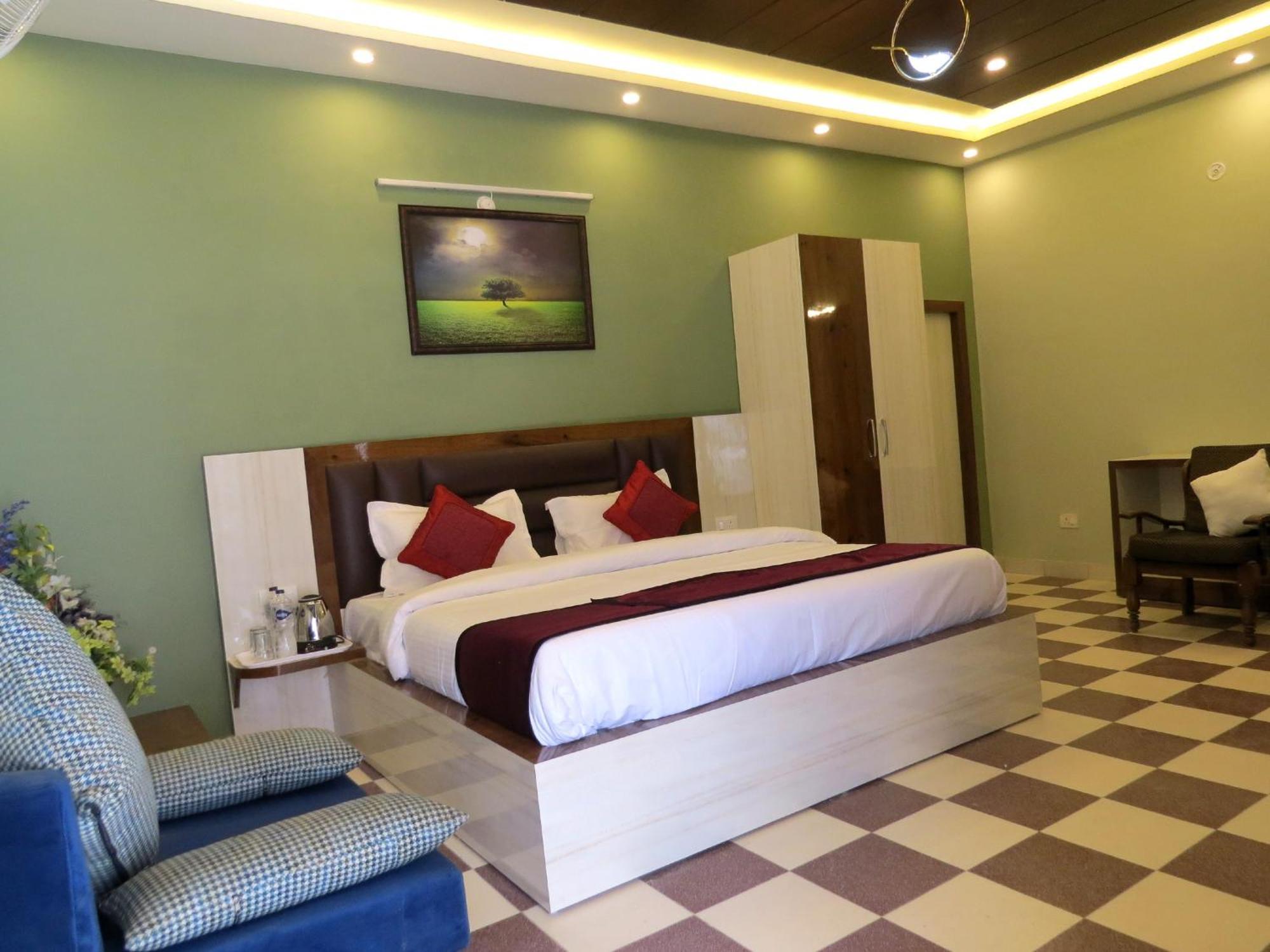 Hotel Haya Palace Nainital Extérieur photo